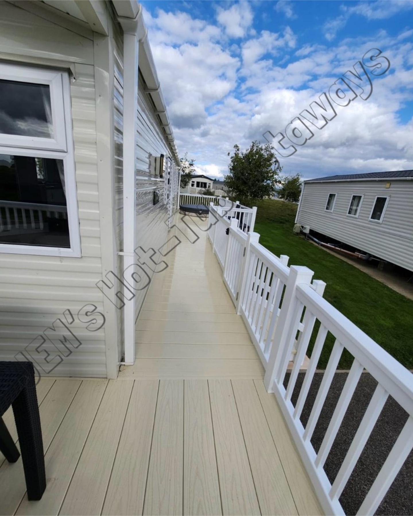 Jems Hot-Tub Getaways 6 Berth At Tattershall Lakes Esterno foto