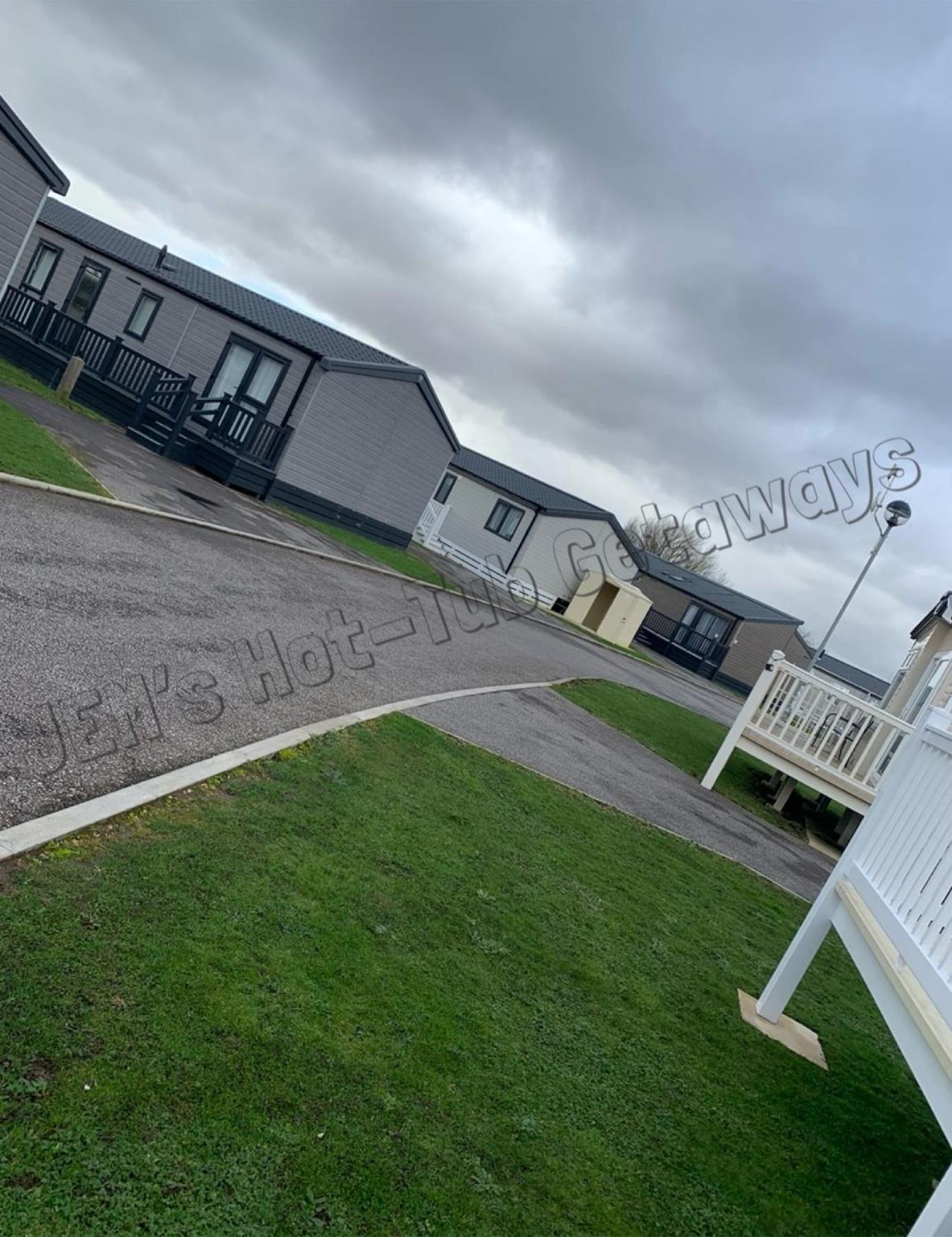 Jems Hot-Tub Getaways 6 Berth At Tattershall Lakes Esterno foto